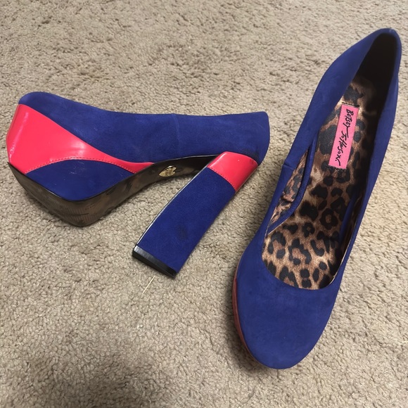 Betsy Johnson Block Color Heels - Picture 4 of 9